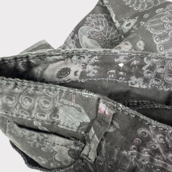 Xhilaration Jeans Peacock Print Juniors 7 Black Gray - Picture 5 of 12